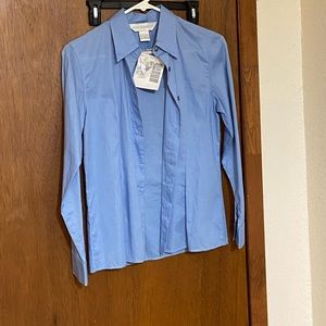 Women’s Petite Collared Button Up